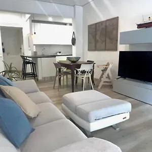  Appartamento Trilocale,terrazzo,posto Auto Privato,box,wifi